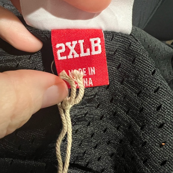 San Antonio Spurs Mitchell & Ness Hardwood Classics Mesh Button-Up Shirt, NWT - Picture 5 of 5